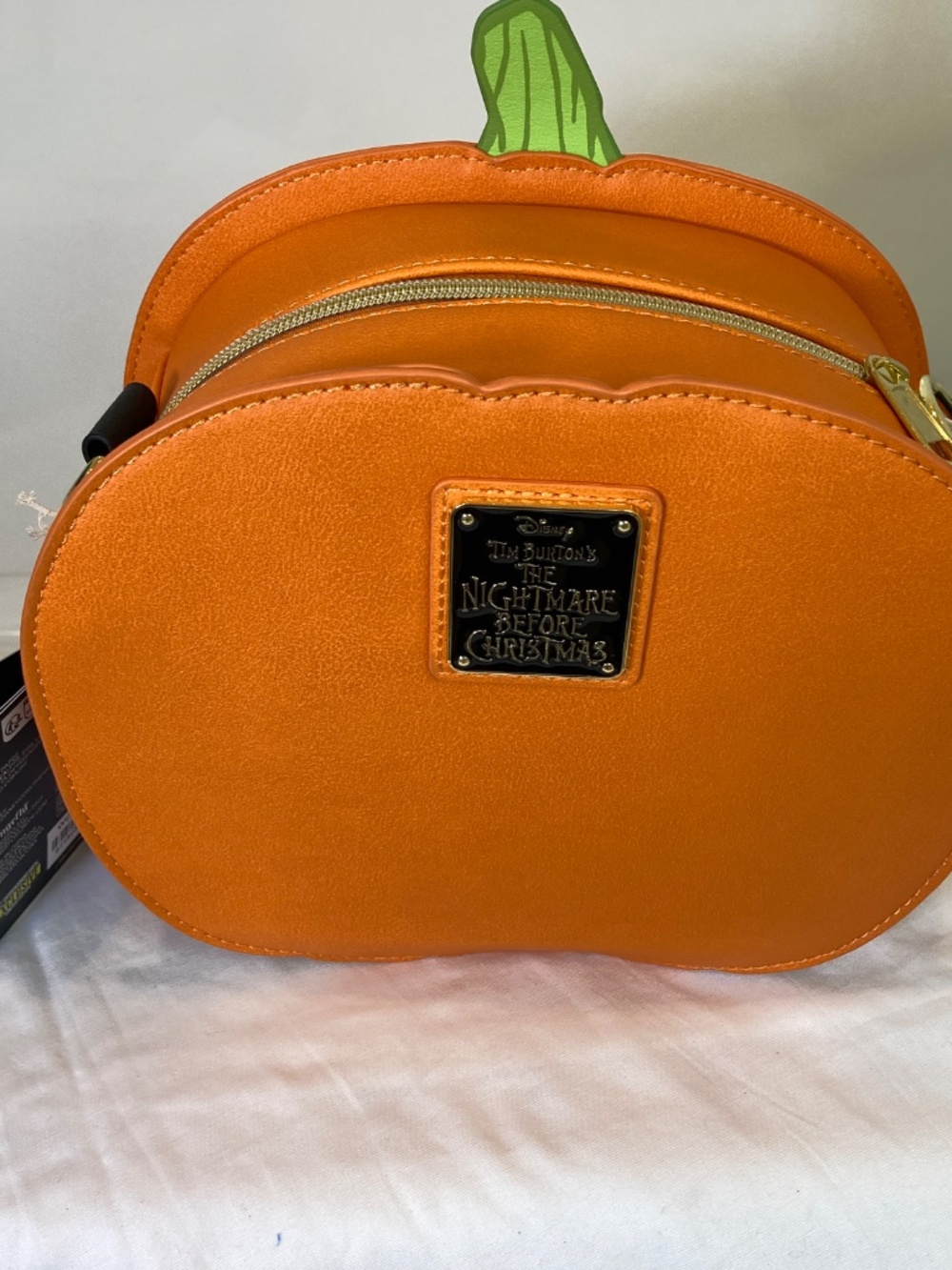 Loungefly Jack Skellington Pumpkin Crossbody Disney Glow in the Dark NWT - Picture 3 of 10